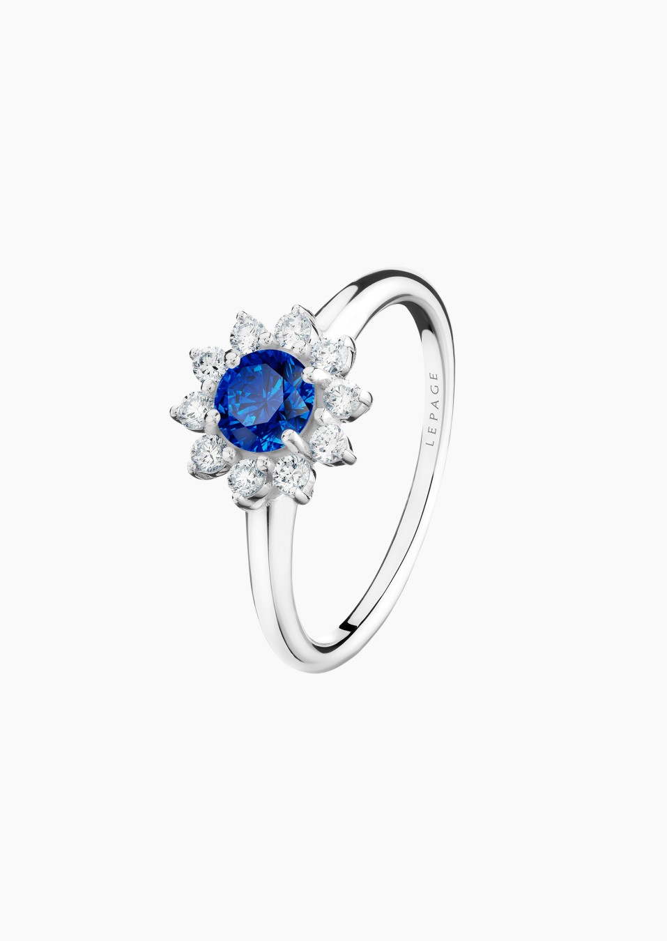 Bague Marguerite en or, saphir et diamants / Lepage