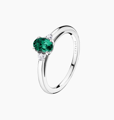 Romeo ring in gold, emerald and diamonds / Lepage