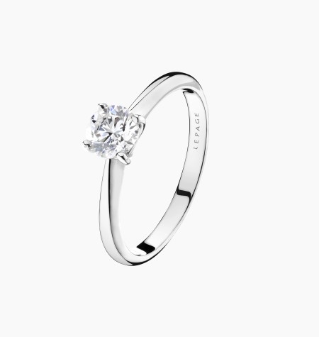 Foudre solitaire in gold and diamond / Lepage