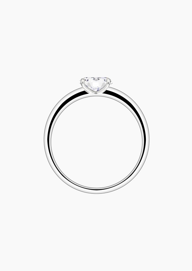 Emotion solitaire in gold and oval-cut diamond / Lepage