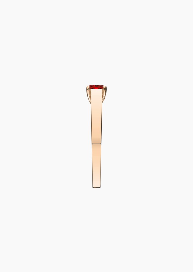 Jackie solitaire in gold and ruby / Lepage
