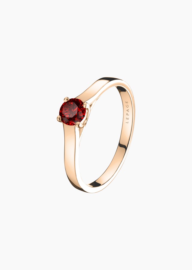 Jackie solitaire in gold and ruby / Lepage
