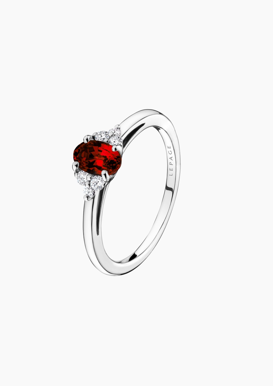 Bague Madeleine en or, rubis et diamants / Lepage