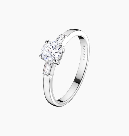 
                                                                                    Albert solitaire in gold and diamonds / Lepage
                                                                            