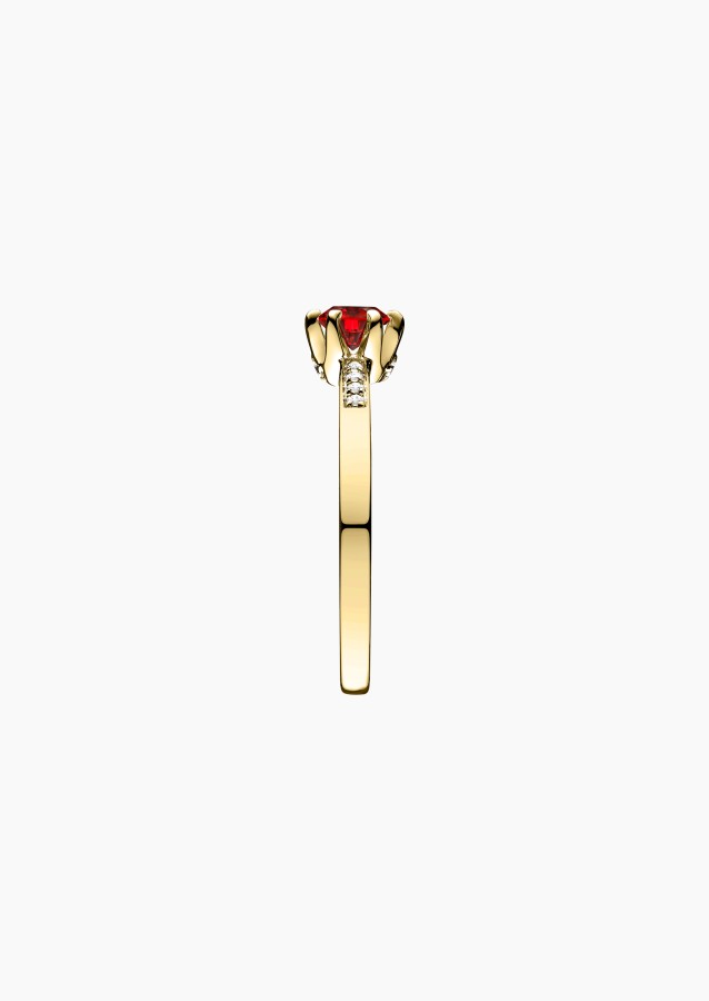 Achille solitaire in gold, ruby and diamonds / Lepage