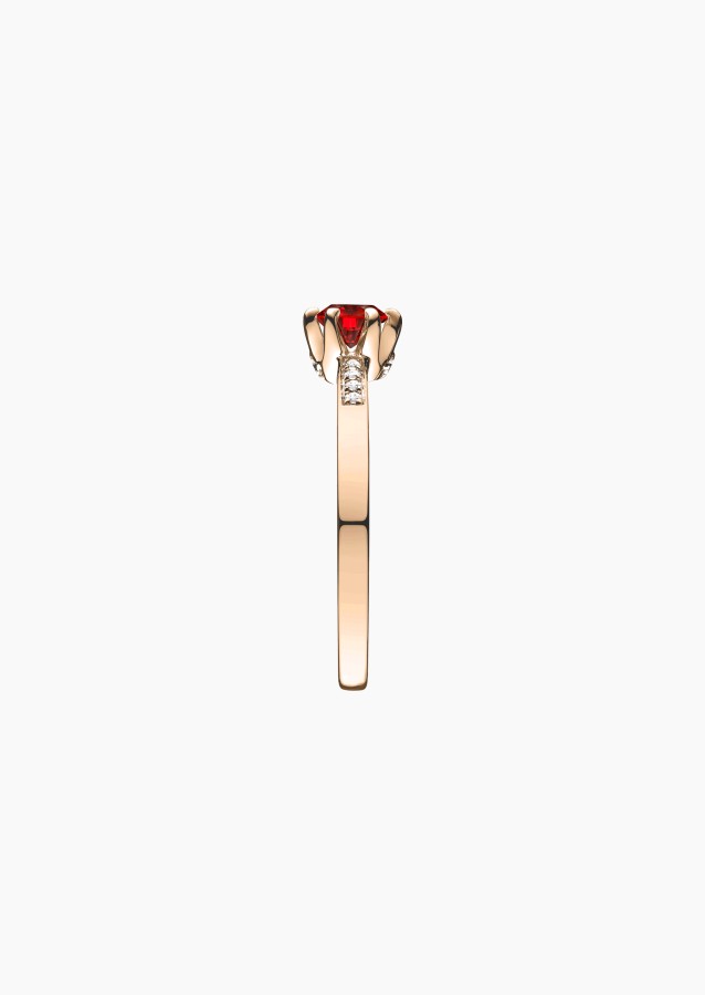 Achille solitaire in gold, ruby and diamonds / Lepage