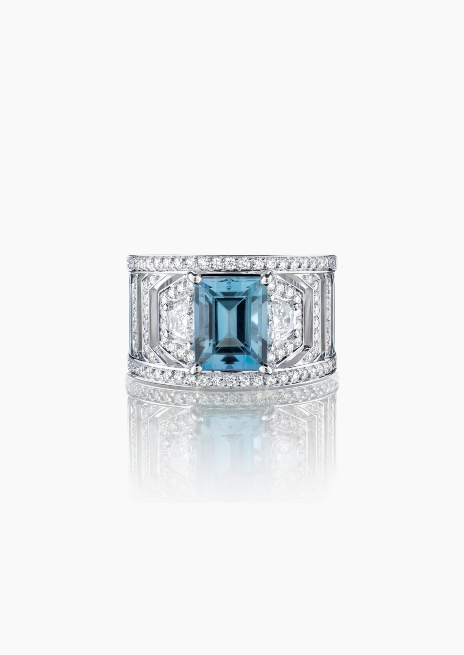 La Santa-Maria ring in white gold, aquamarine and diamonds / Lepage