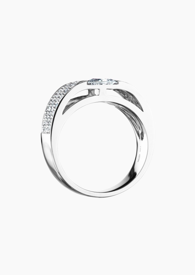 La Magnifique ring in white gold and diamonds / Lepage