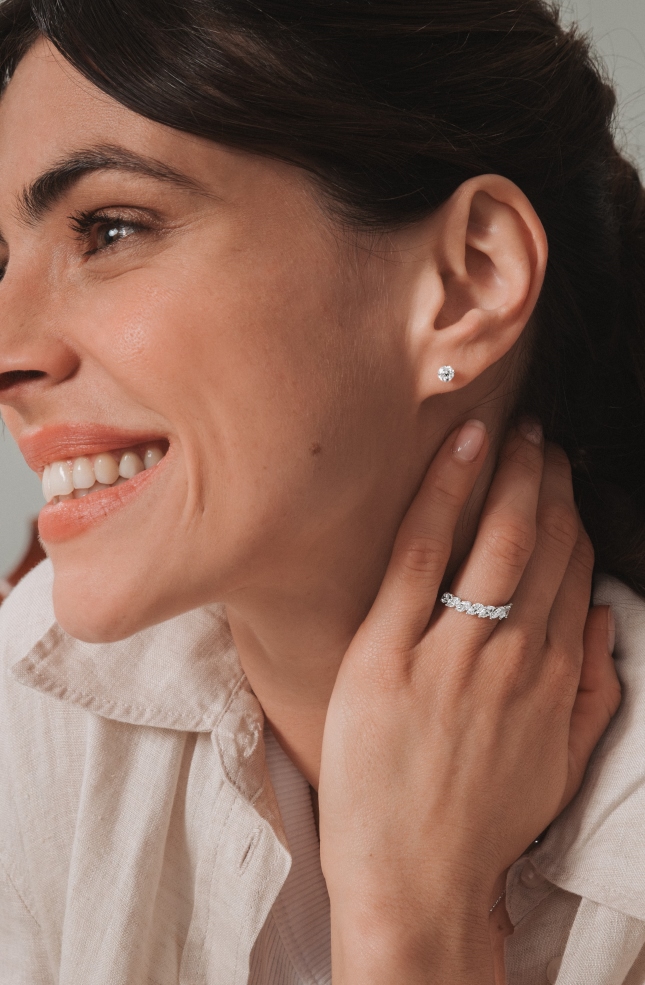 Suzanne wedding ring - Diamonds 