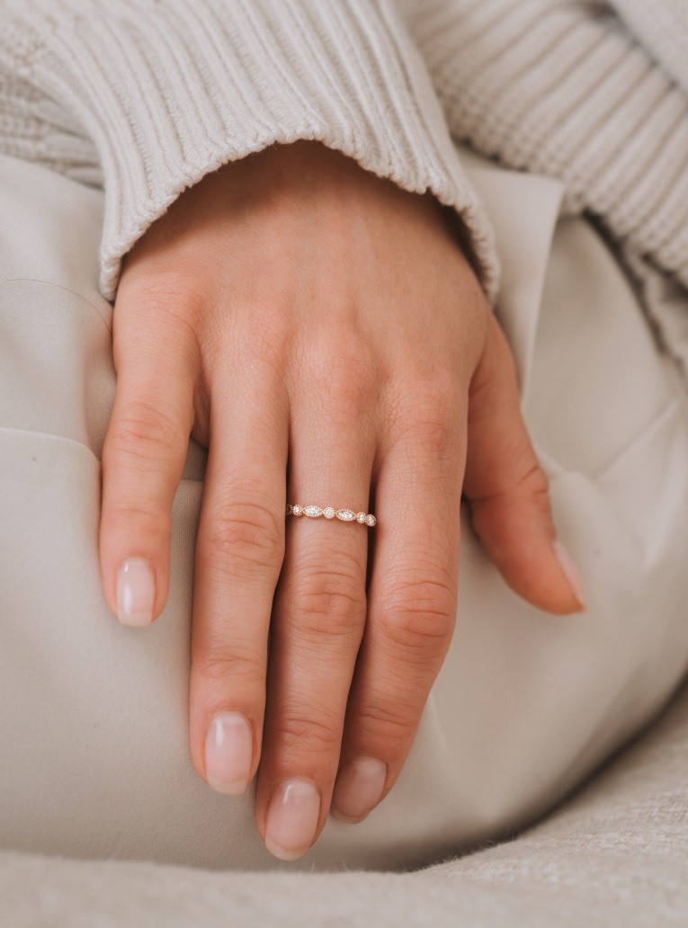 Léontine wedding band - Diamonds 