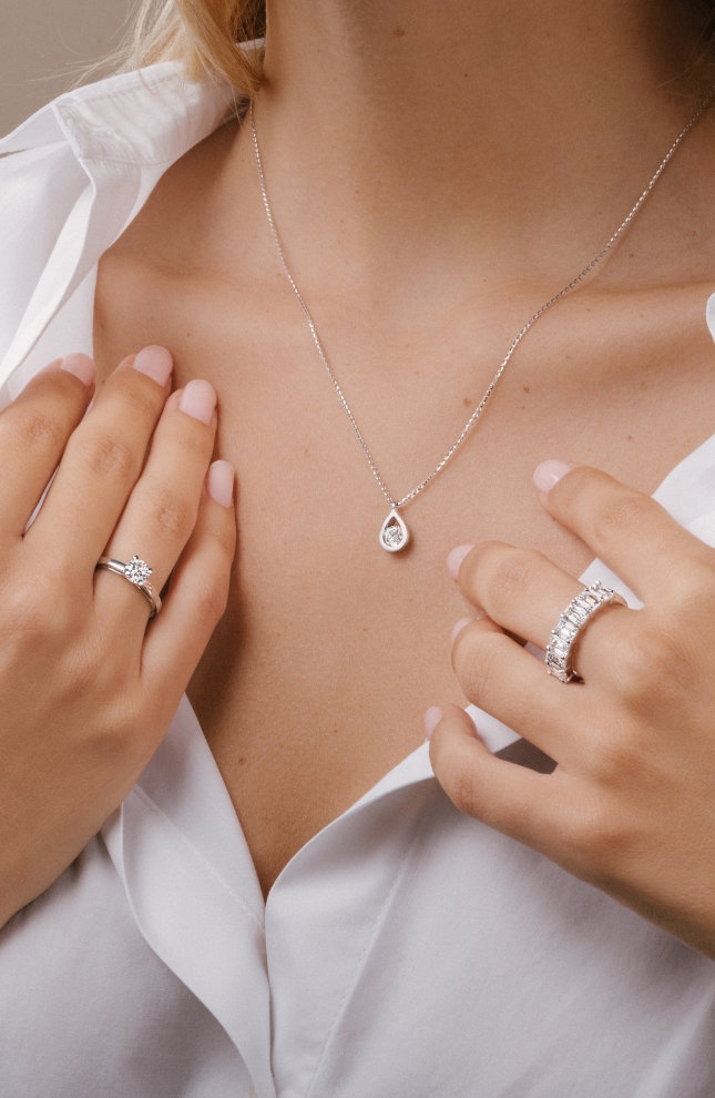Boldly worn diamond and white gold necklace 