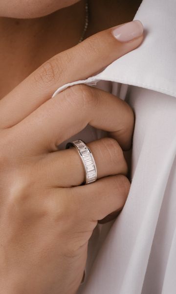 white gold and diamond ring 