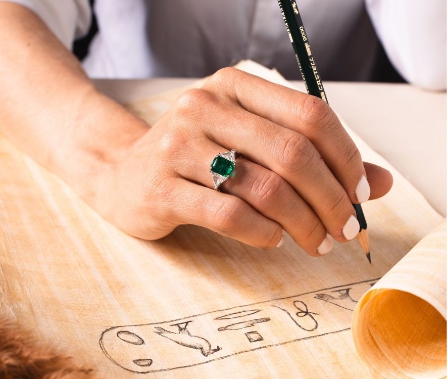 bague cléo pièce exceptionnelle en platine, émeraude et diamants