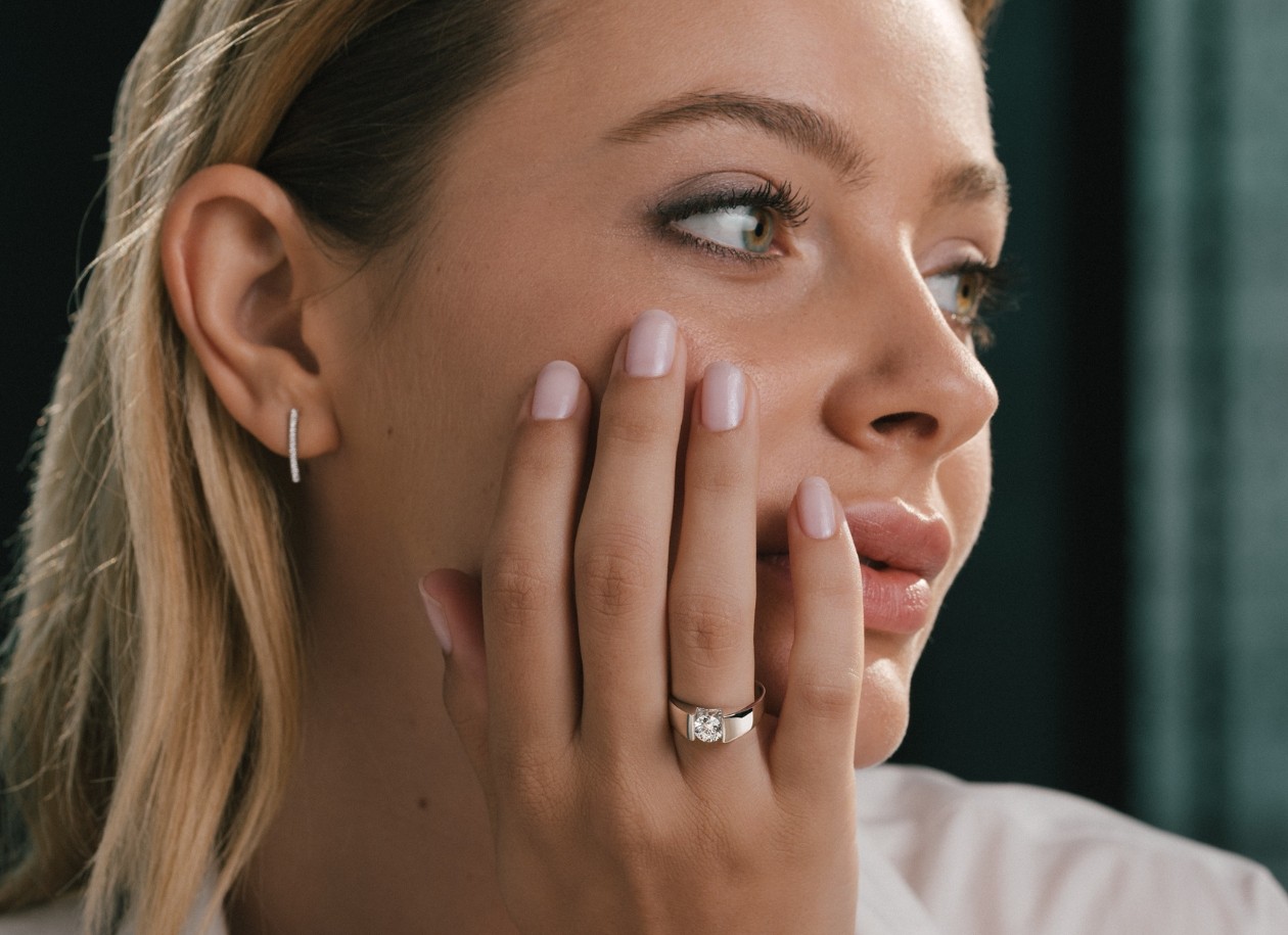 white gold jewellery bold collection